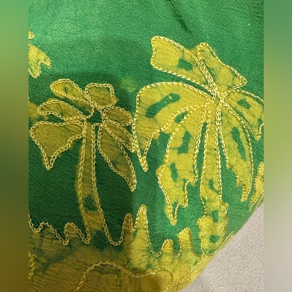 🛍️Sakkas one size sleeveless dress green and yellow embroidered. - Picture 9 of 9